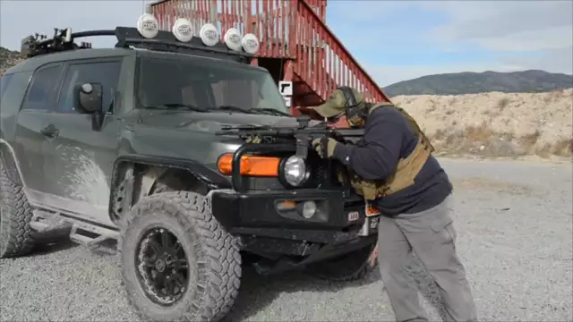 Sneak Peek_ LWRC’s First Direct Impingement AR—The LWRCI-DI!