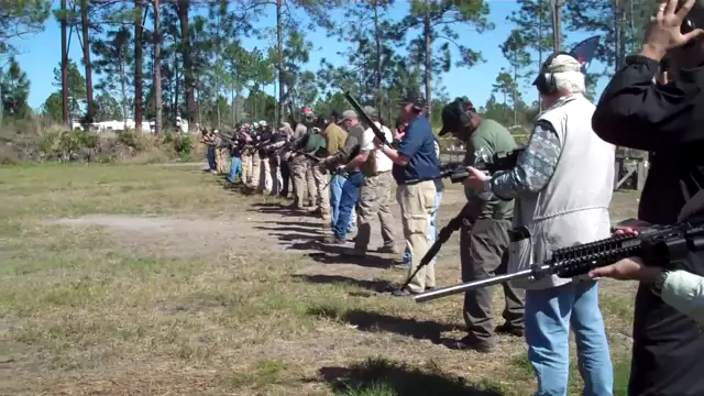 Big Three East 2014 - 'Mad Minute' Explosive Vehicular Combat Demonstration - Firing Line (720p_30fps_H264-192kbit_AAC)